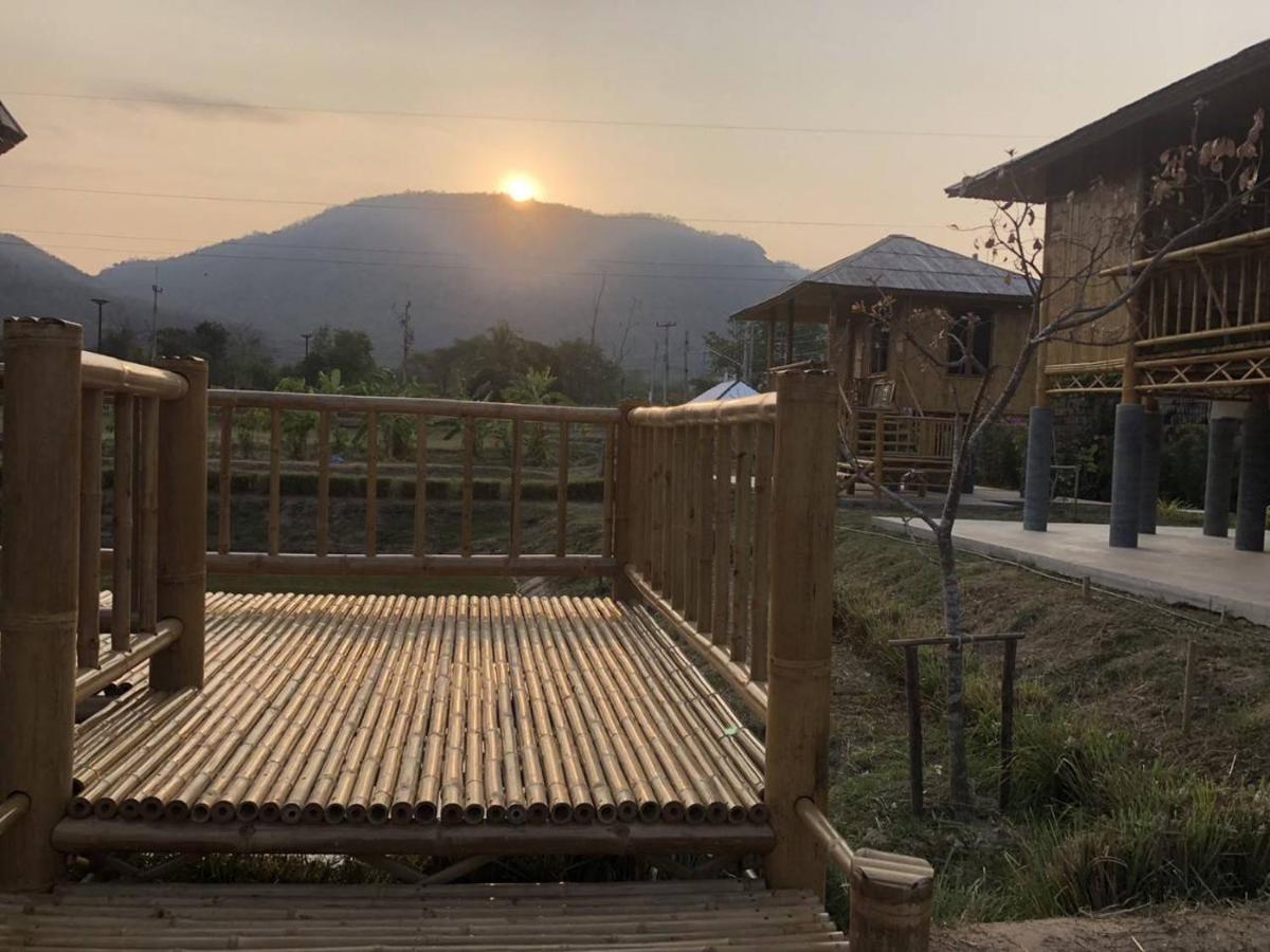 คูณ-เนื่อง ฟาร์ม สเตย์ หัวหิน Koon & Nueang Farm Stay Hua Hin Ban Bo Fai Dış mekan fotoğraf