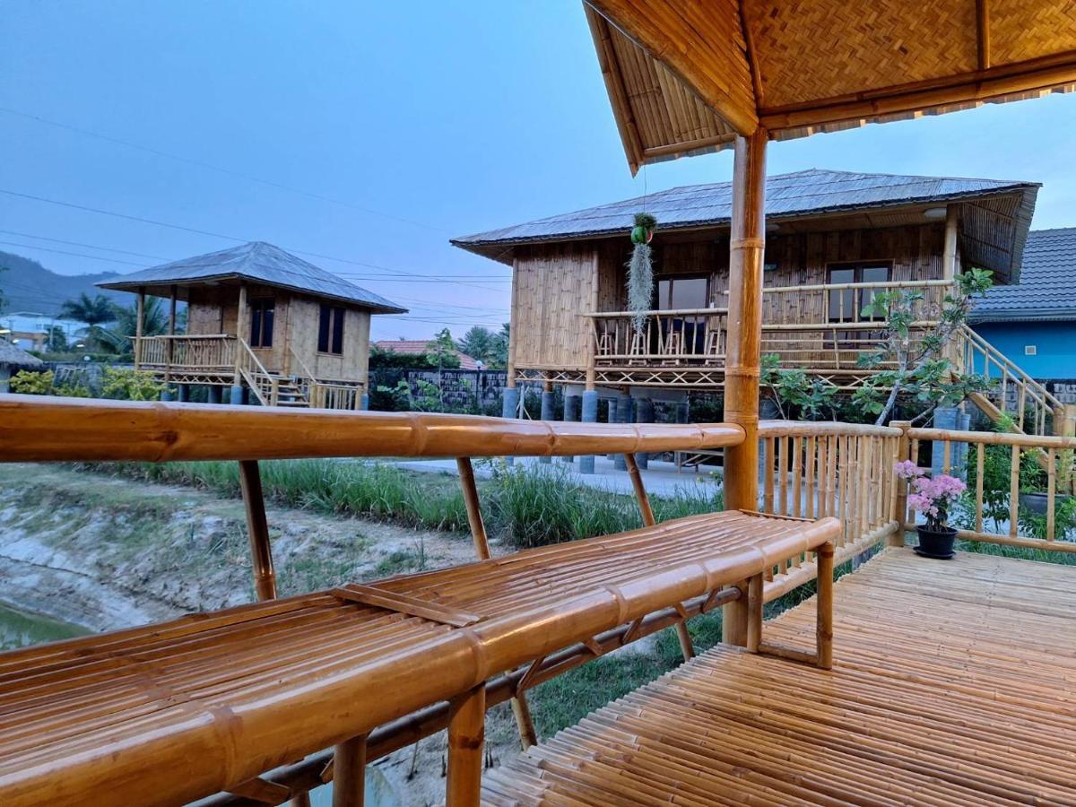 คูณ-เนื่อง ฟาร์ม สเตย์ หัวหิน Koon & Nueang Farm Stay Hua Hin Ban Bo Fai Dış mekan fotoğraf